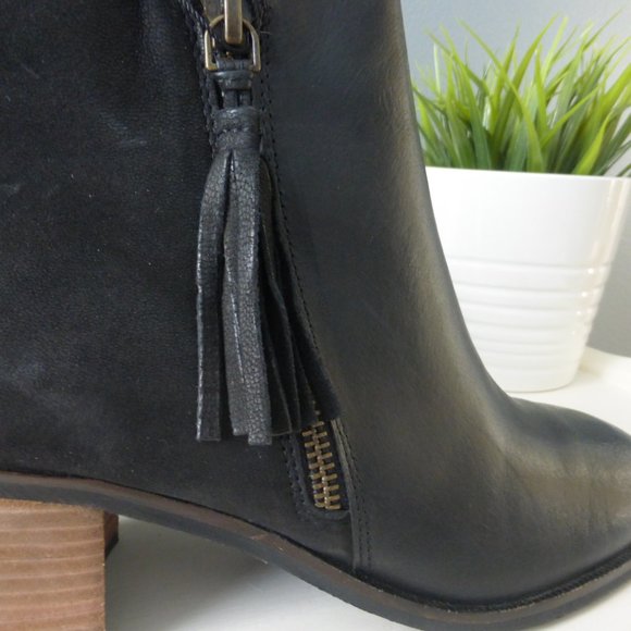 Crevo Autumn Black Ankle Boots Tan Heel - Picture 9 of 12